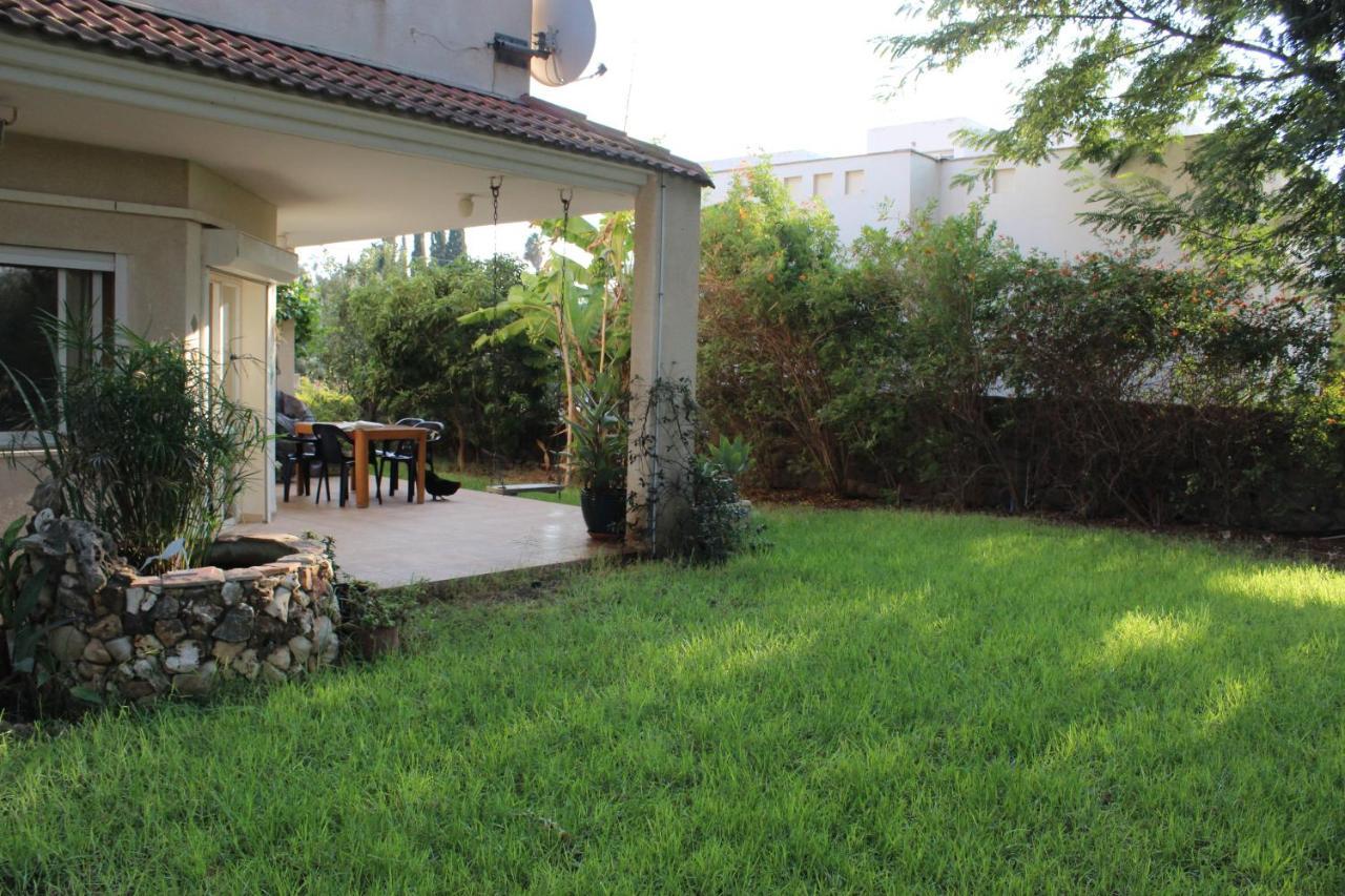 Chez Rothman Sublet Apartment Shadmot Devora Exterior foto